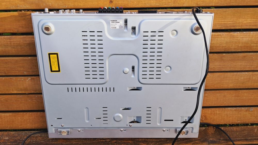 Odtwarzacz DVD Thomson DPL909VD.