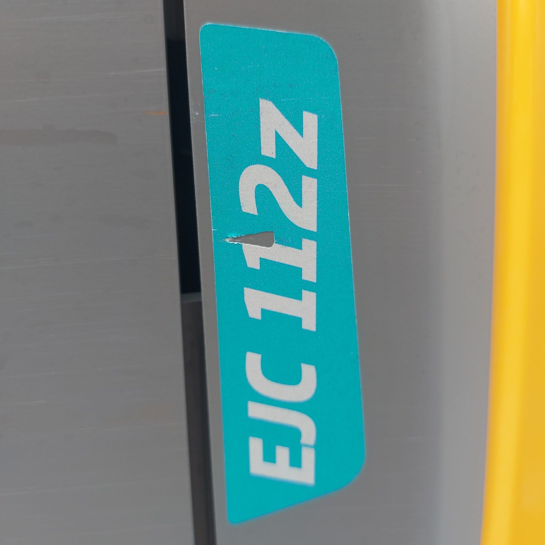Paleciak elektryczny Jungheinrich
