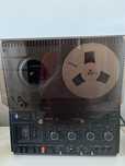 Sprzedam w bardzo dobrym stanie magnetofon szpulowy PHILIPS N4504