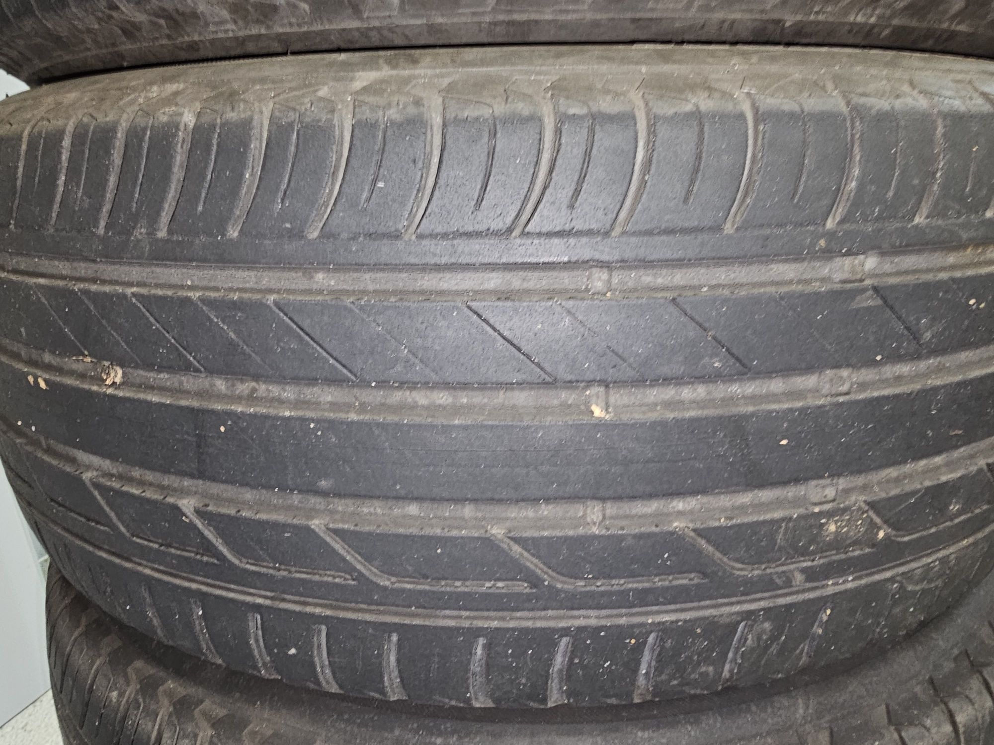 Bridgestone Turanza 215/50/R18