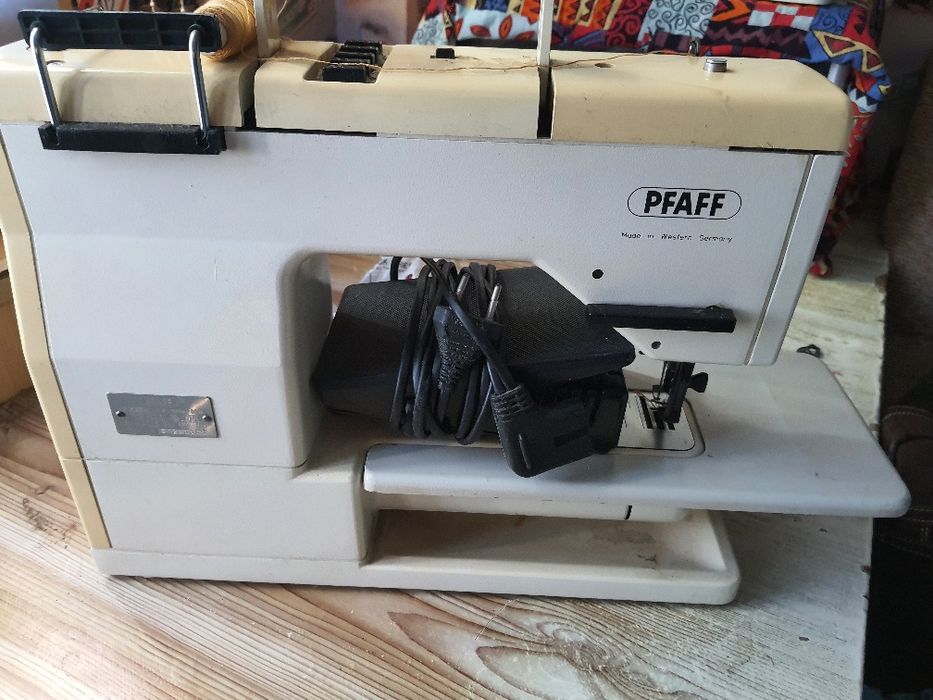 Швейная машинка PFAFF 1209 Идеальное состояние!!!