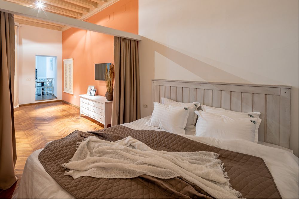 Подобова оренда квартир Площа Ринок 28