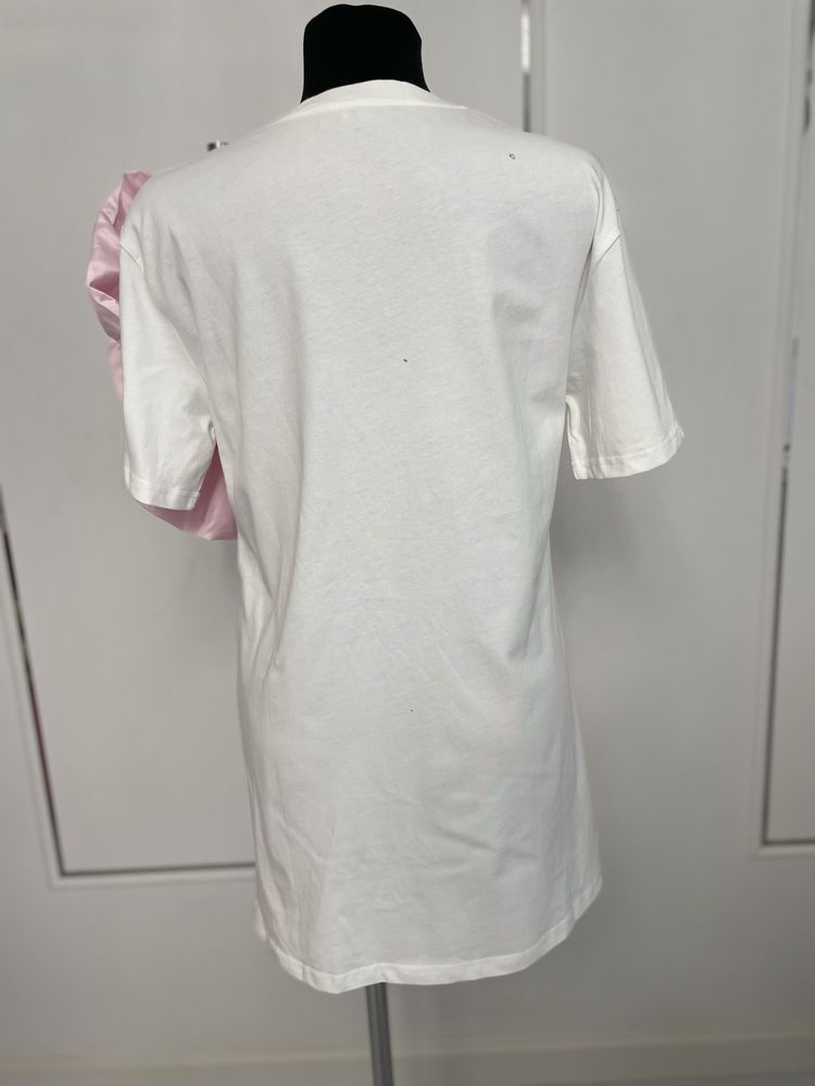 Nowa biała bawełniana sukienka t-shirt z duzym kwiatem róża 3d broszka