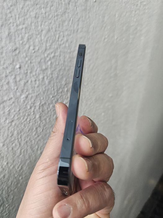 Iphone 12 pro..256gb