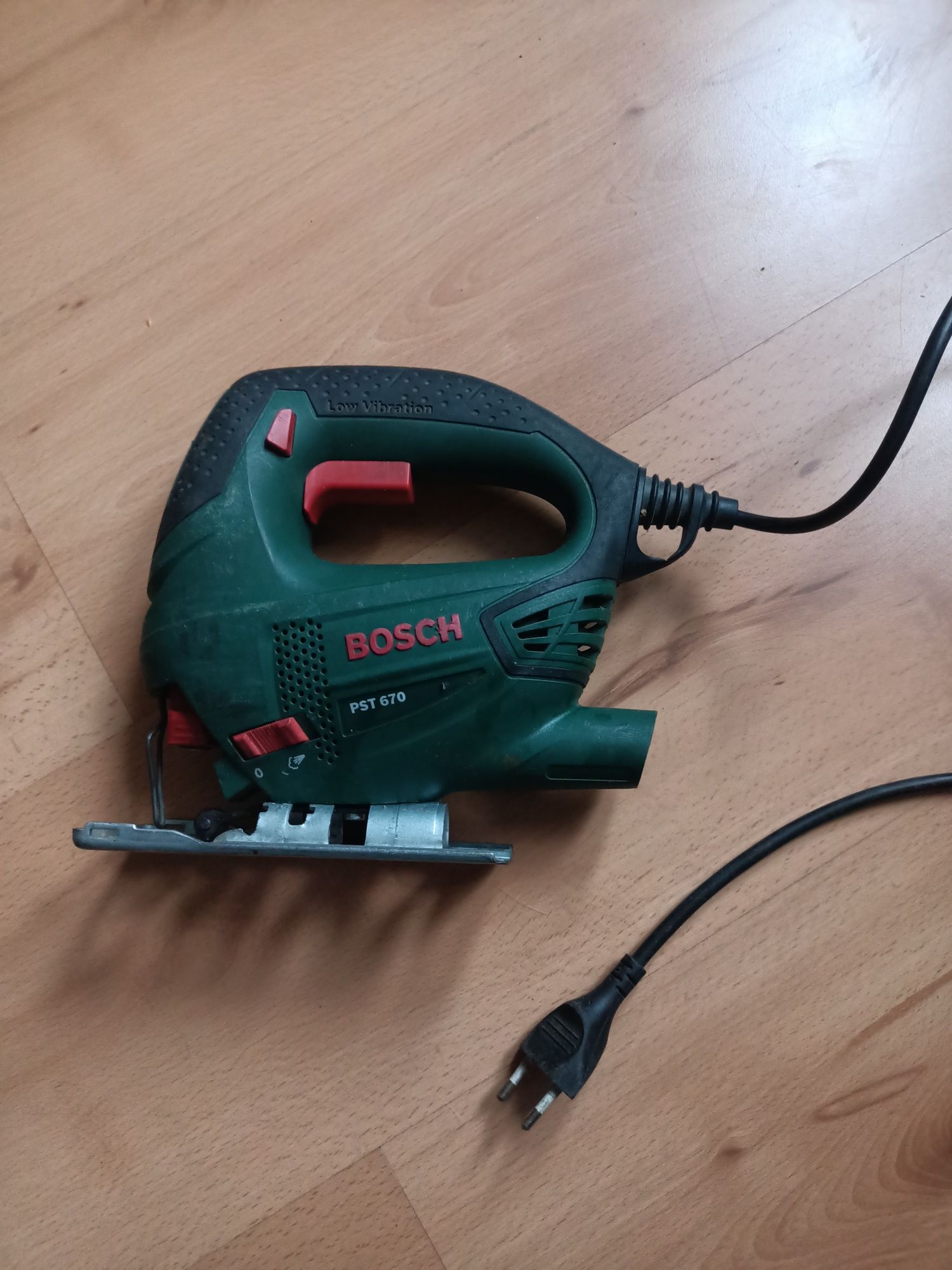 wyrzynarka Bosch PST 670