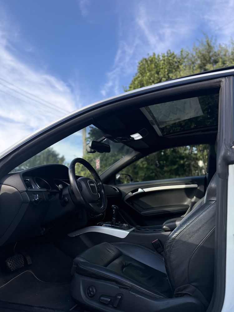 Audi a5 coupe*3.0TDI*Biały*alu20*S-line