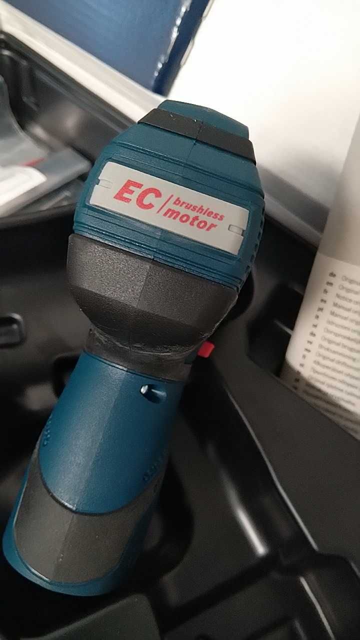 Bosch wkrętarka udarowa GDR 12V-110