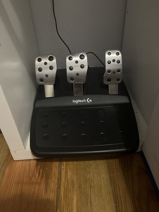 Volante G29 e pedais + shifter