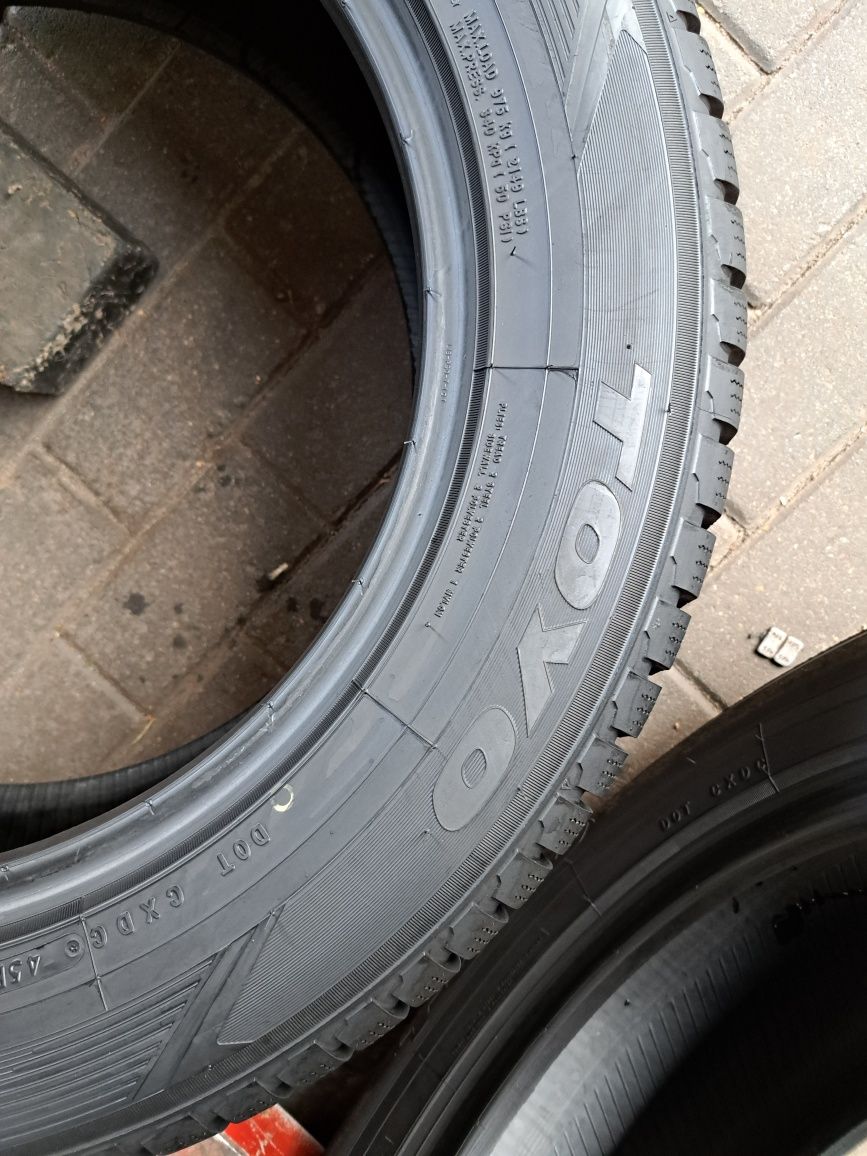 235/60r18 Toyo Snowprox S954 SUV Demo 2022r 2szt