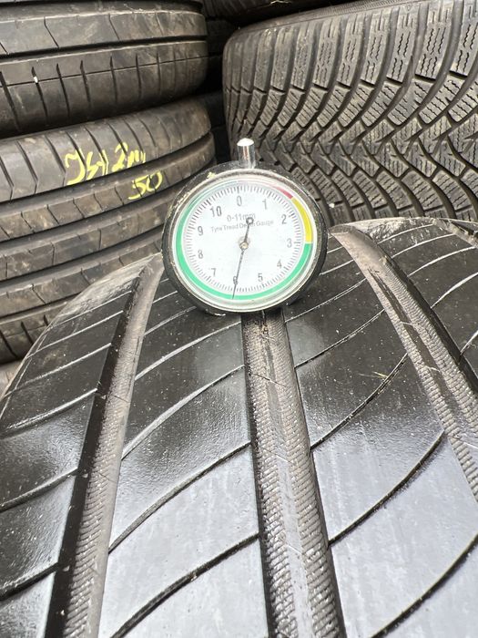 *Opona Michelin 255/45/19 pojedynka