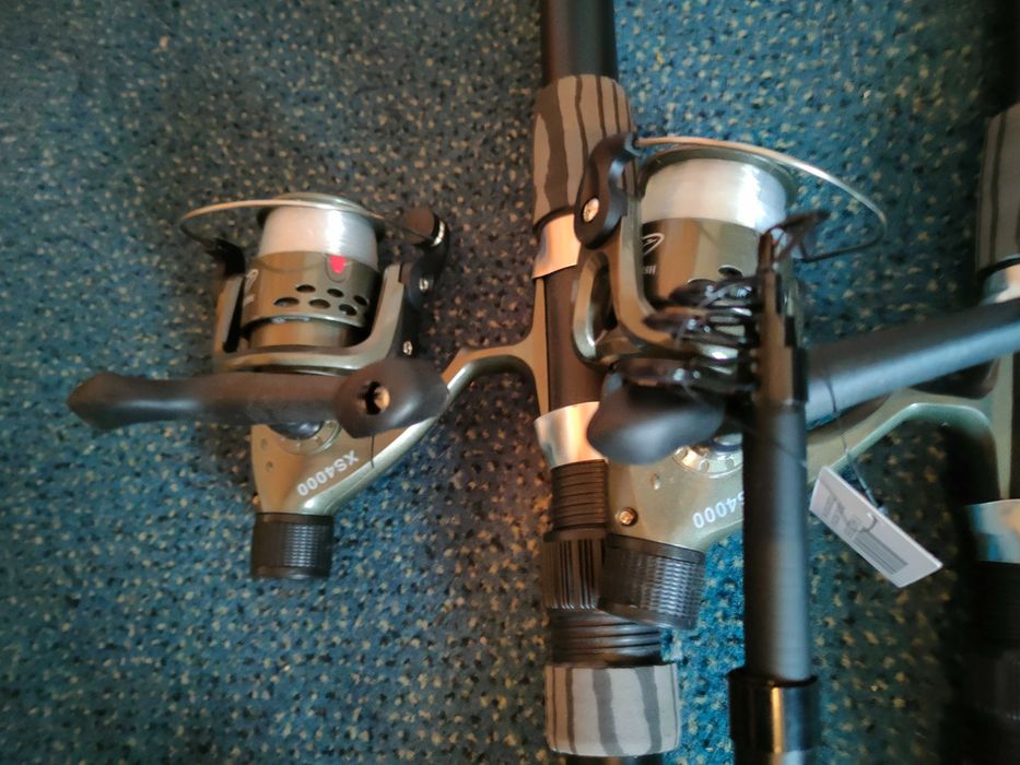 3 wędki plus 3 kołowrotki+ dodatki