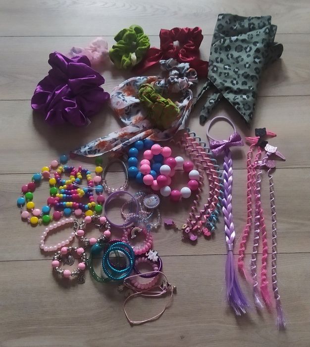Scrunchy, bransoletki, sprężynki