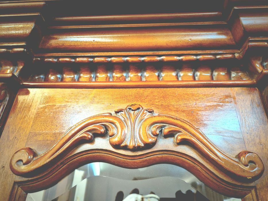 Piękna włoska witryna z drewna!