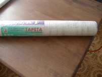 Stara tapeta głęboko tłoczona .