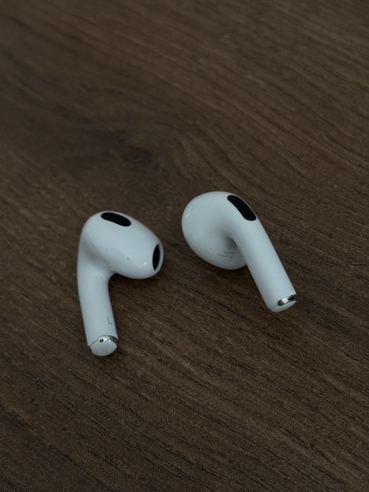 Słuchawki AirPods 3 generacji