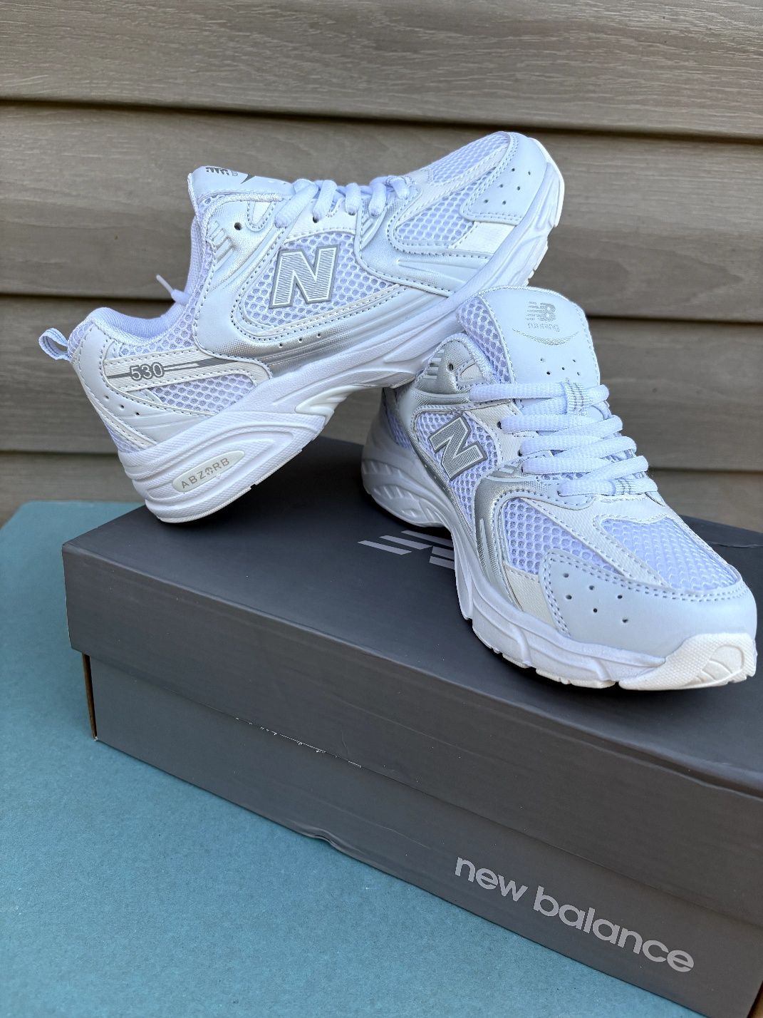 Кросівки New Balance 530 white