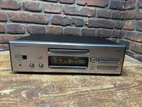 Odtwarzacz CD Onkyo INTEGRA DX-6850