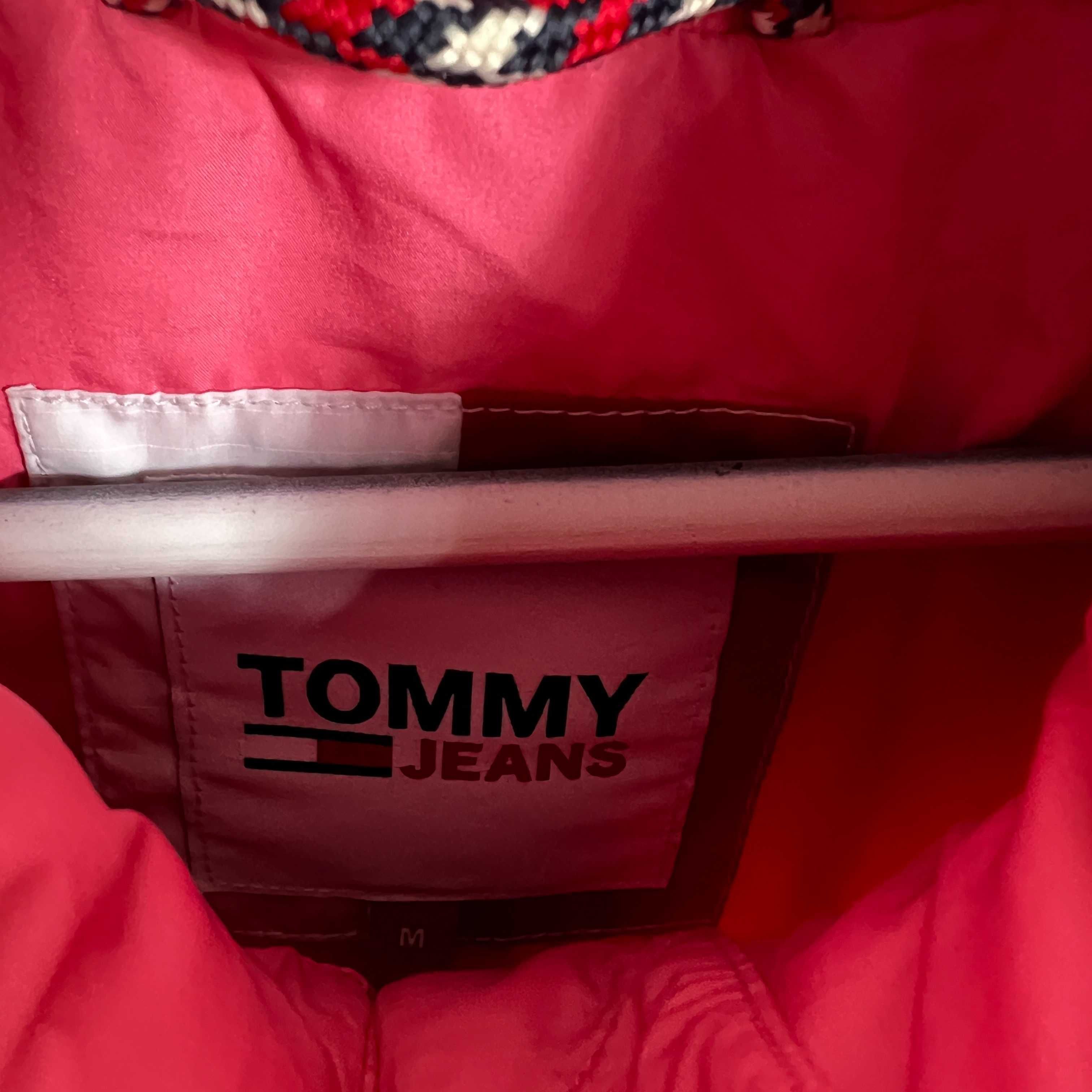 Kurtka z kapturem Tommy Jeans