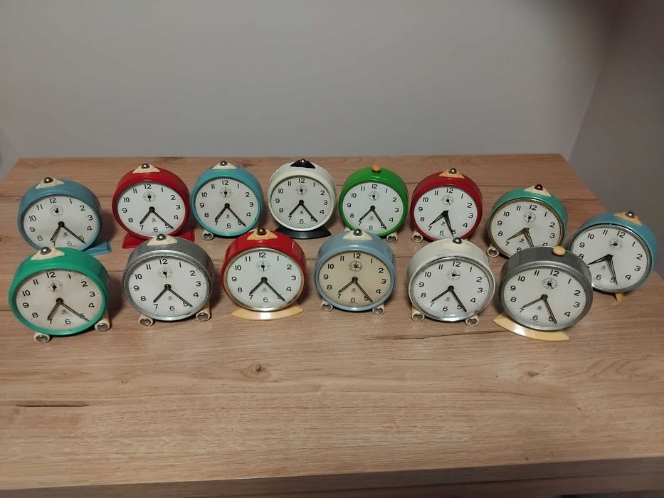 Poltik budzik polski zegar ponad 50 letni sprawny