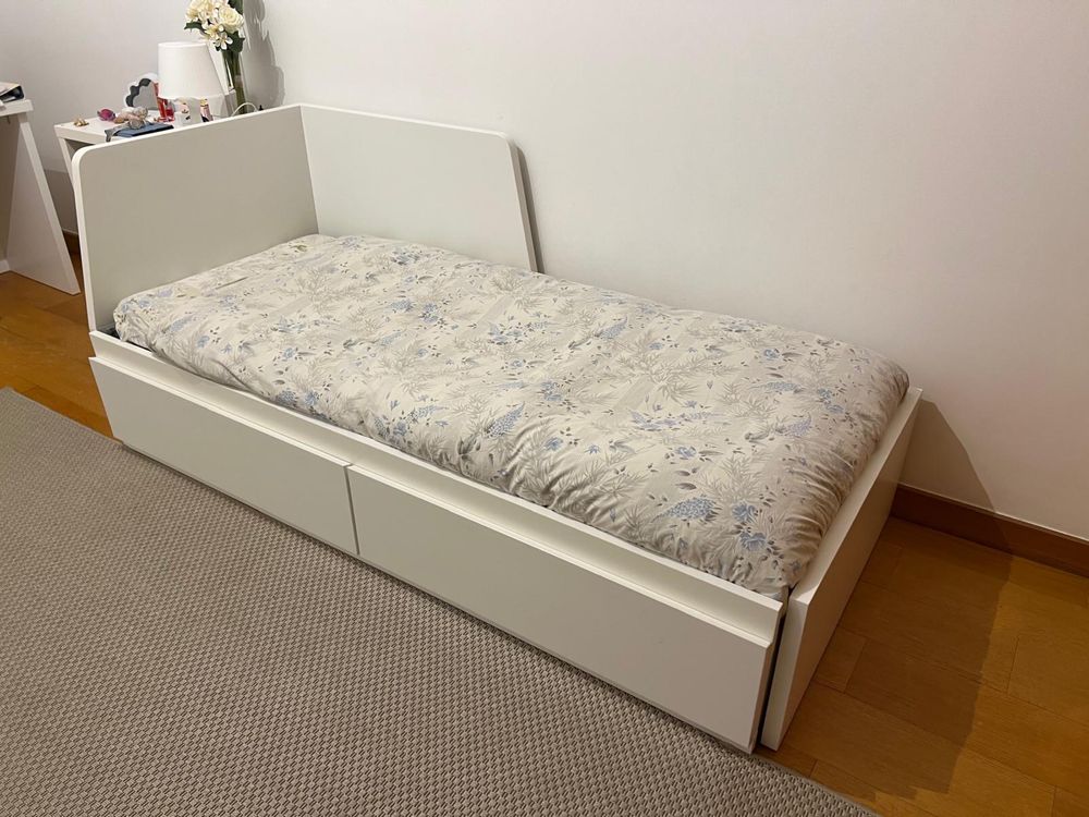 Cama / sofá FLEKKE Ikea solteiro/casal como nova + colchao espuma