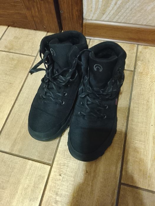 Ботинки зимние черные
