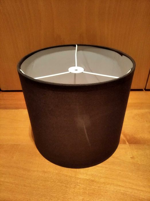 Abajur cilíndrico preto 20x18 cm