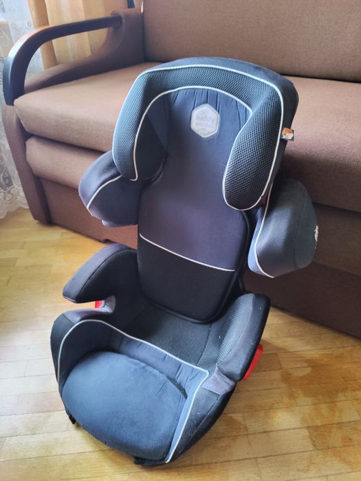 Автокресло 9-36 зі столиком, Kiddy