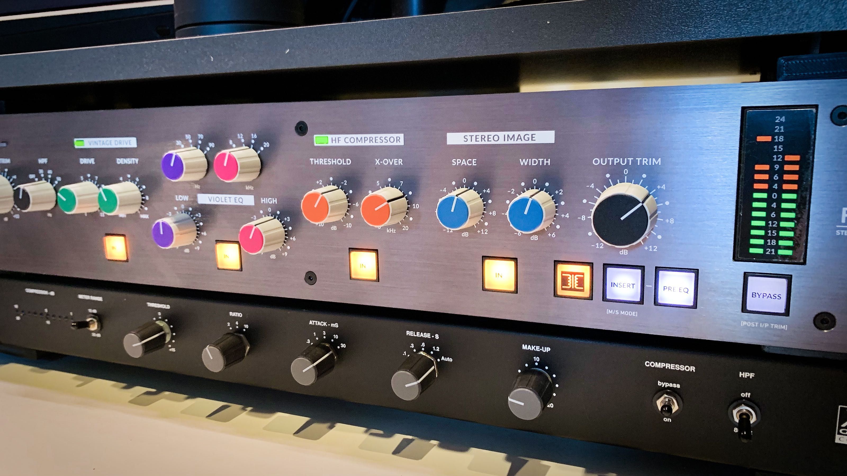 SSL Fusion аналоговий bus/mastering процесор