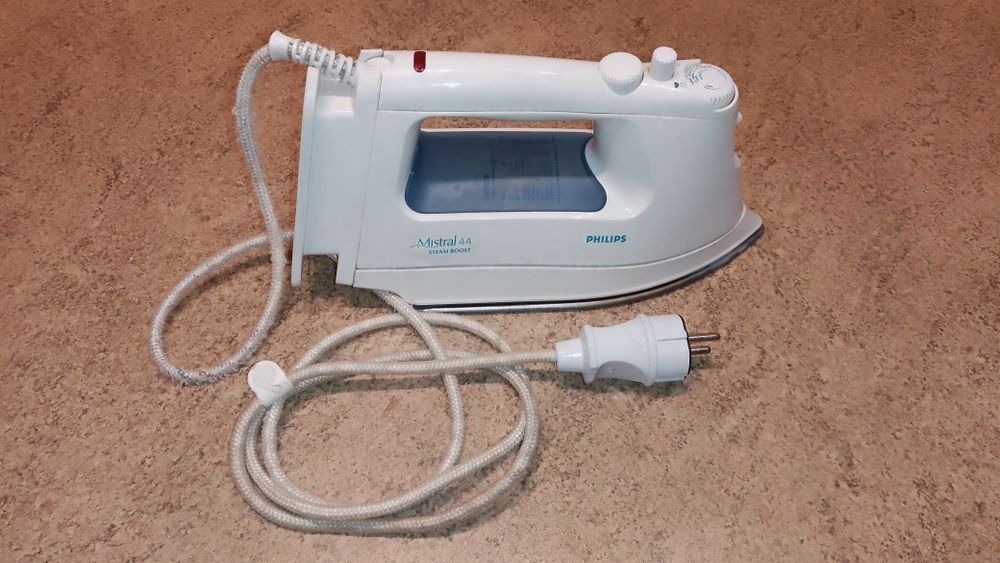 Праска Philips Mistral 44