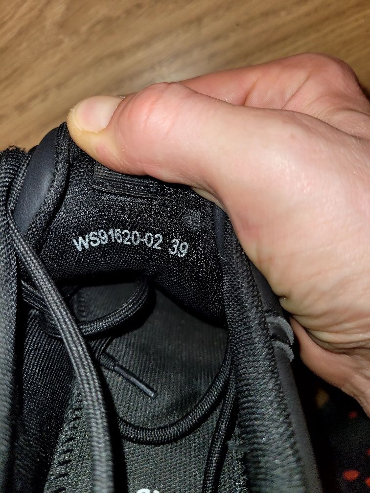 Sprzedam buty deezee damskie 39