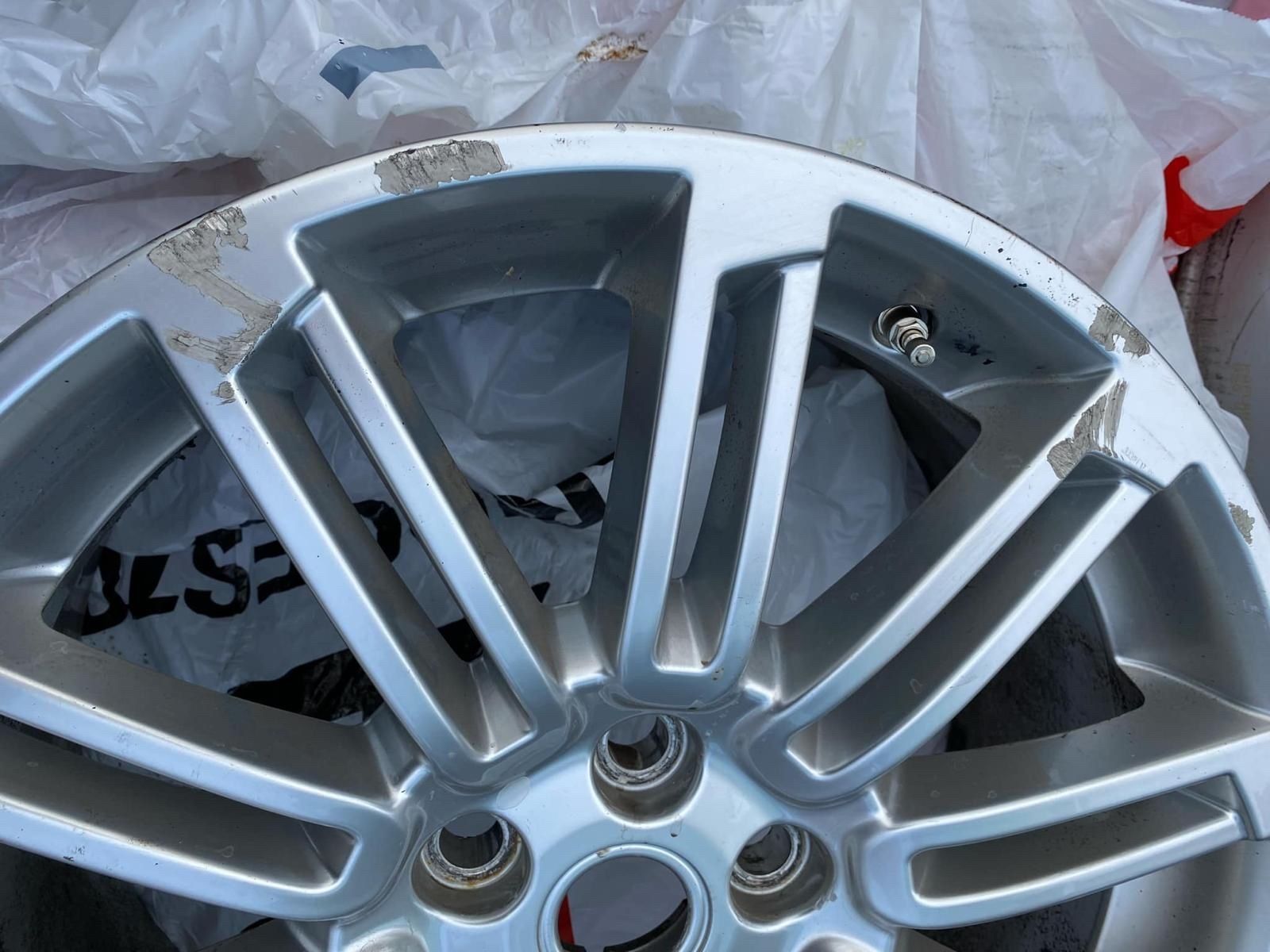 Felgi Land Rover / BMW 20 cali  5x120