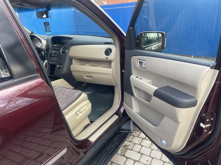 Продам Хонду Пілот.