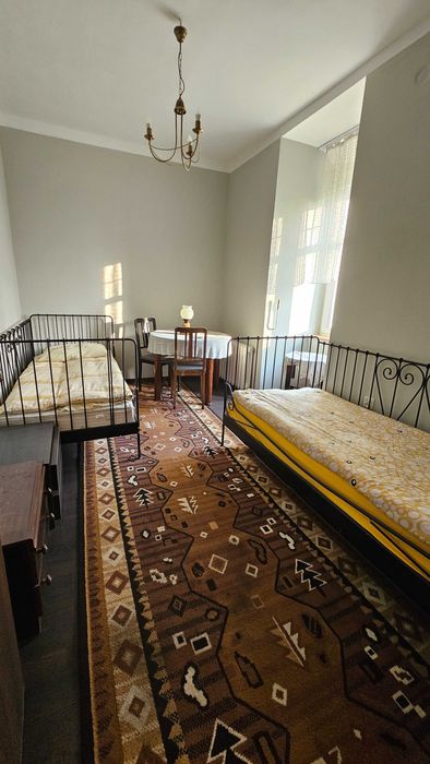 Dworek Gulczewko – pokoje i apartamenty pracownicze blisko Wrześni