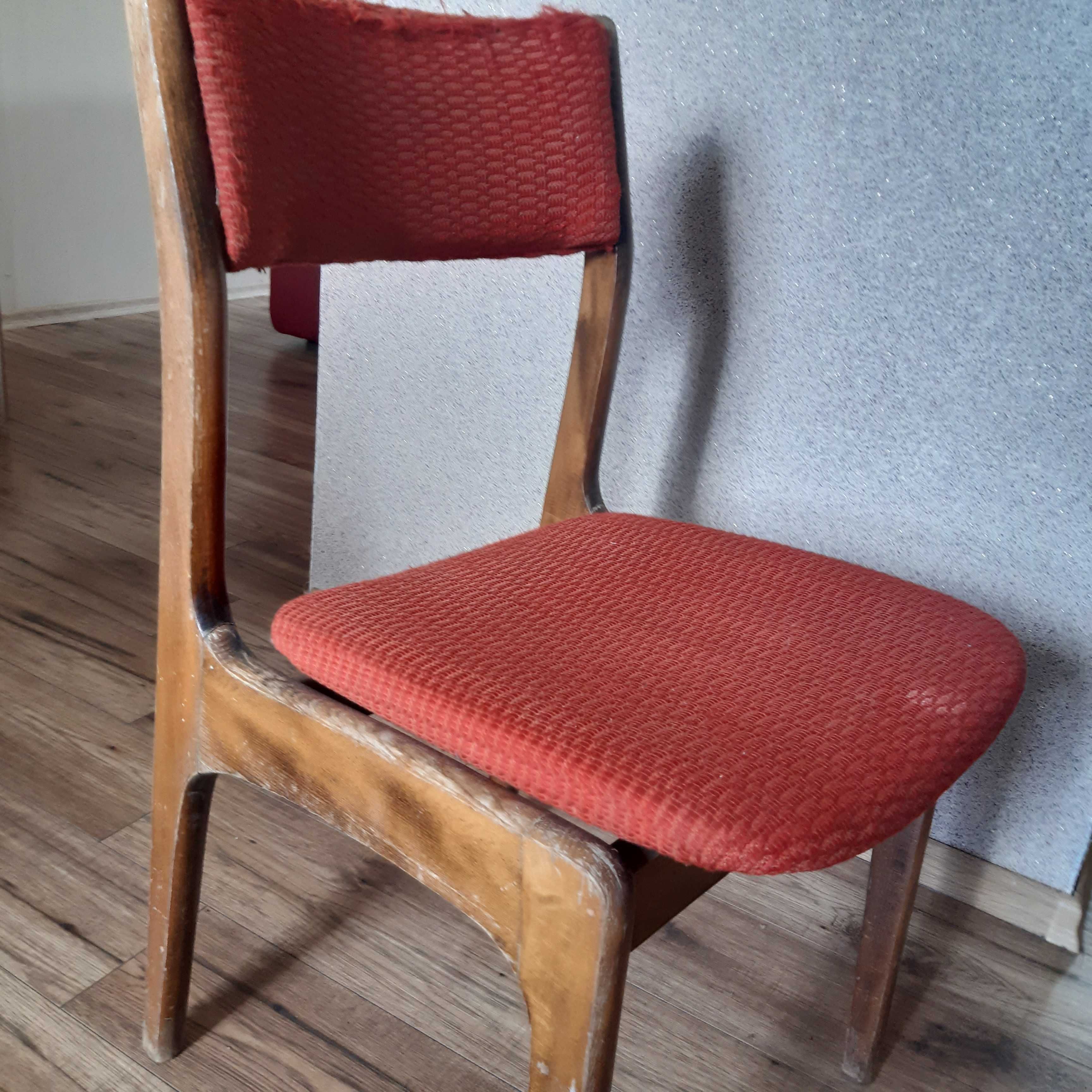 krzesło drewniane,tapicerowane PRL loft retro
