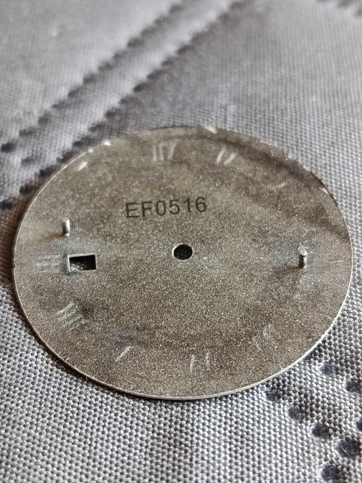 Tissot Le Locle. Tarcza do zegarka męskiego