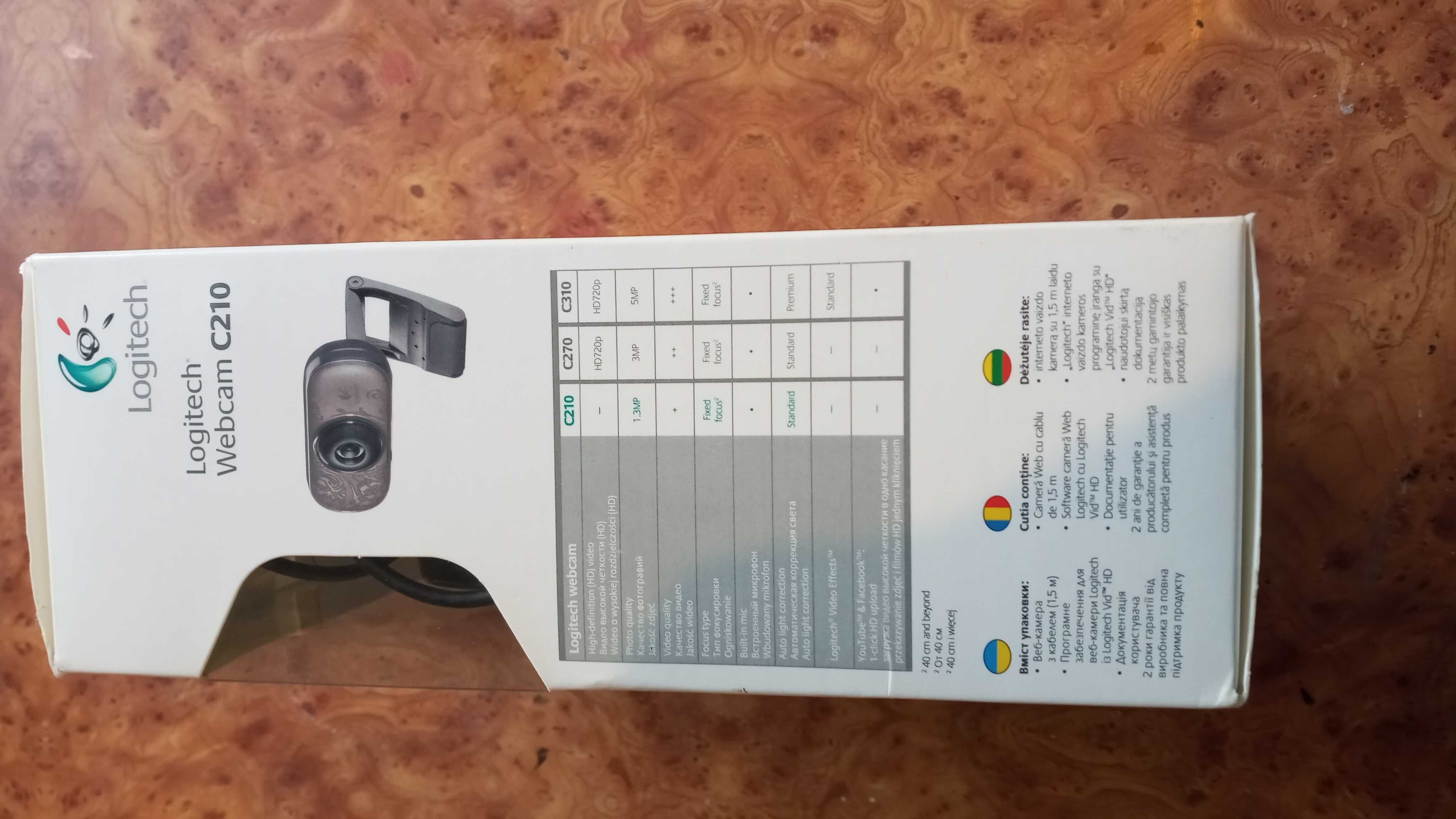 Веб камера Logitech C210