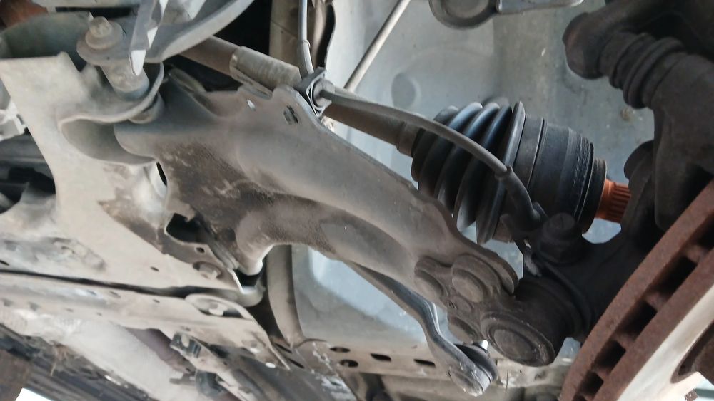 Braço de suspensão frente esquerdo RENAULT Kangoo Express (FW0/1_)