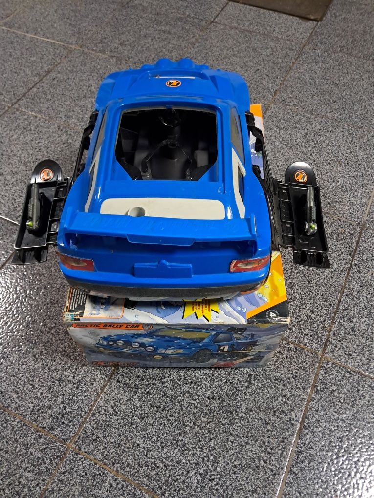 Carro action man