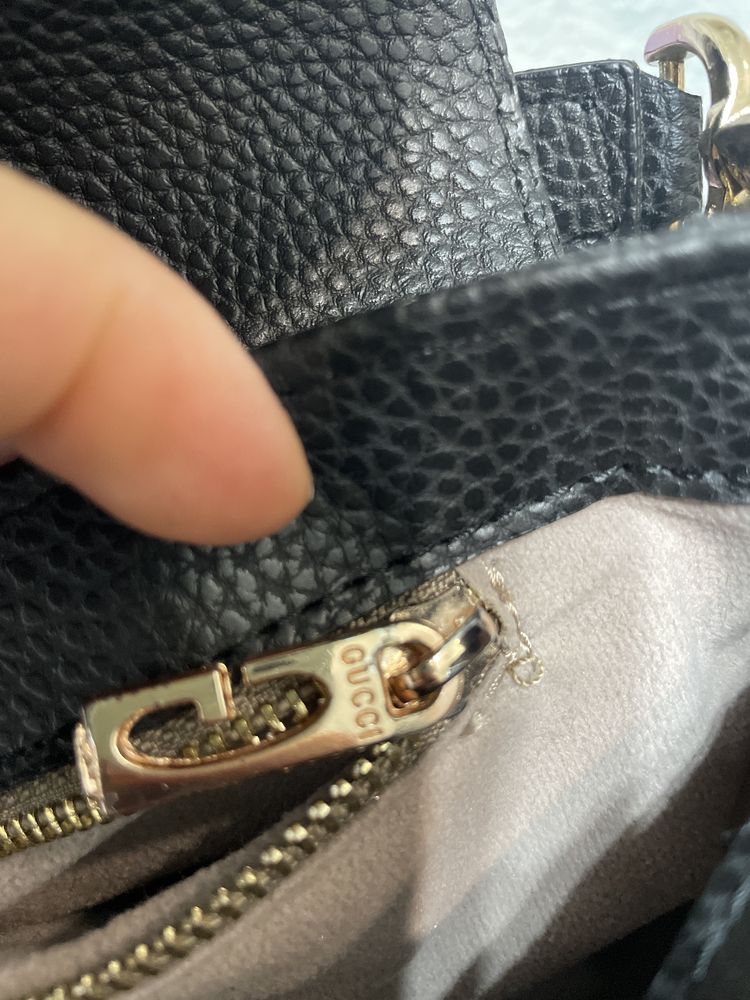 Сумка чорна Gucci