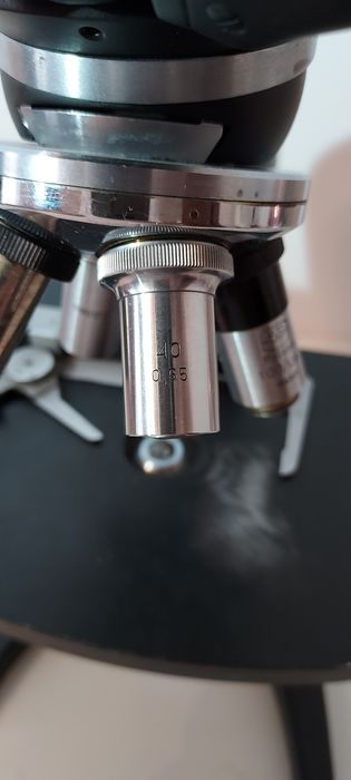 Mikroskop laboratoryjny PZO