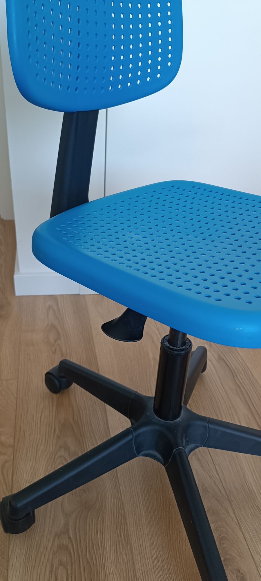 Cadeira escritório azul