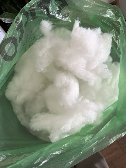 Wypelnienie poduszek , maskotek , flizelina