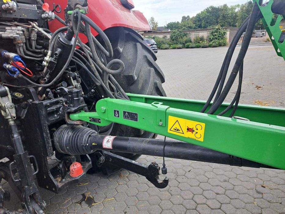 Prasa John Deere V451M