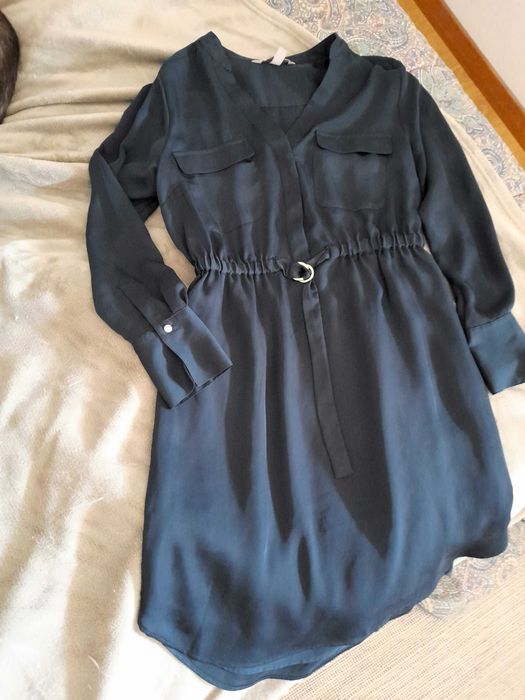 Vestido camiseiro azul-escuro midi de manga comprida