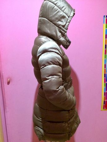 Зимняя курточка на 7-9 лет,хорошее состояние