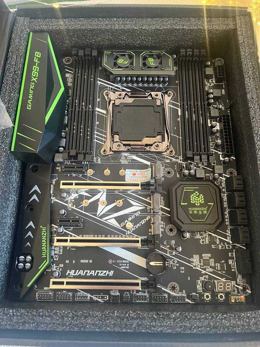 Супер комплект ! Huananzhi X99-F8 + E5-2680 v3 + Top Flow TISHRIC Led