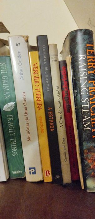 Livro de 3,00 a 15 euros