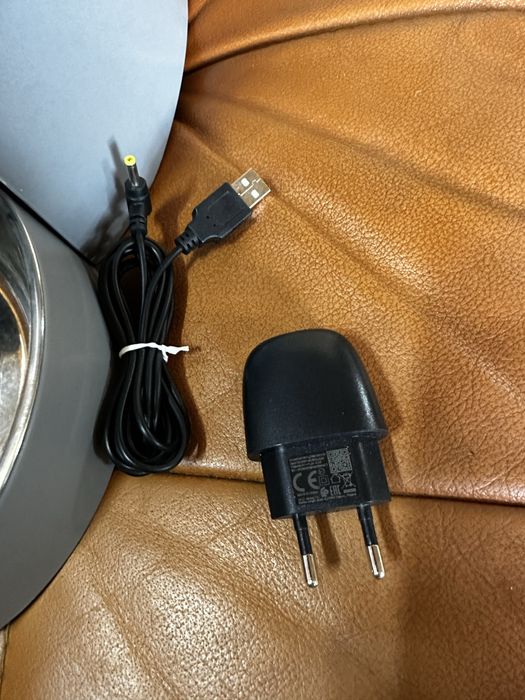 Автоматична годівниця для кішок і собак HoneyGuaridan A36 3.8L