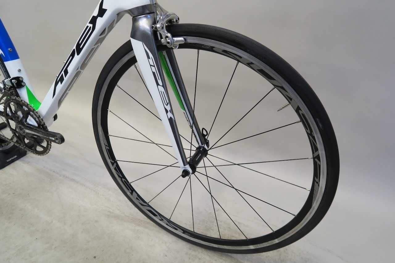 Rower szosowy carbon  Apex Soniq 0.9 Campagnolo Chorus PROMO