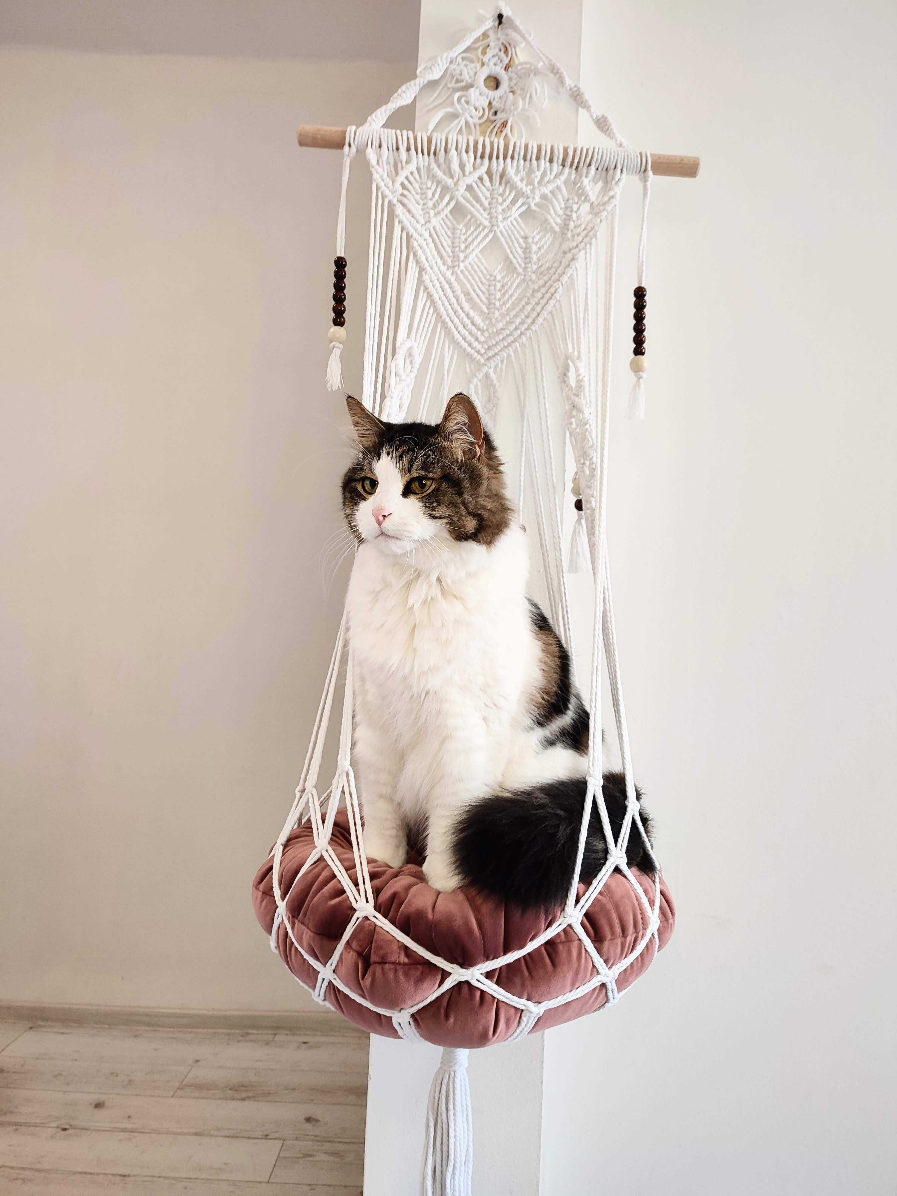Гамак, підвісний лежак, лежанка для кота в стилі макраме